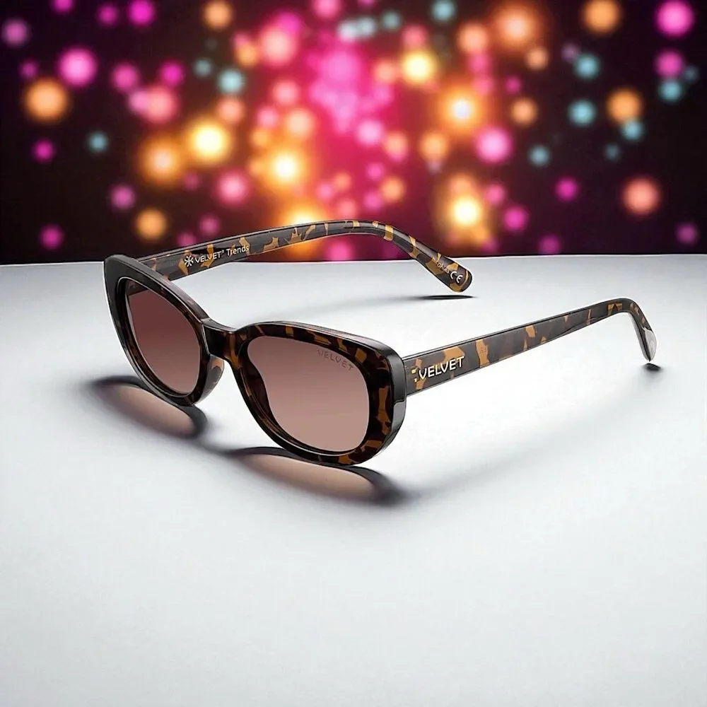 VELVET EYEWEAR The Harper Cat Eye Sunglasses in tortoise w/microfiber pouch